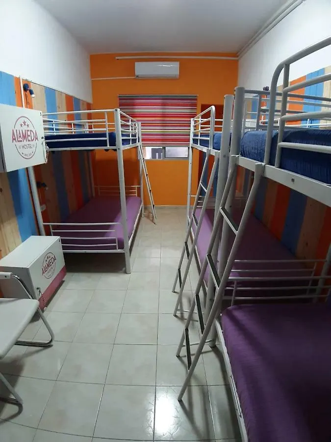 Alameda Hostel Портиман 0*,